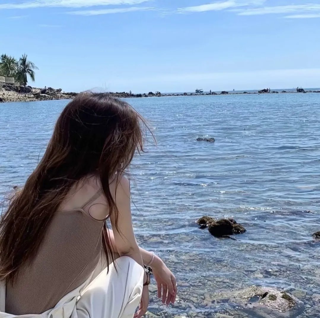 竹影远行之外